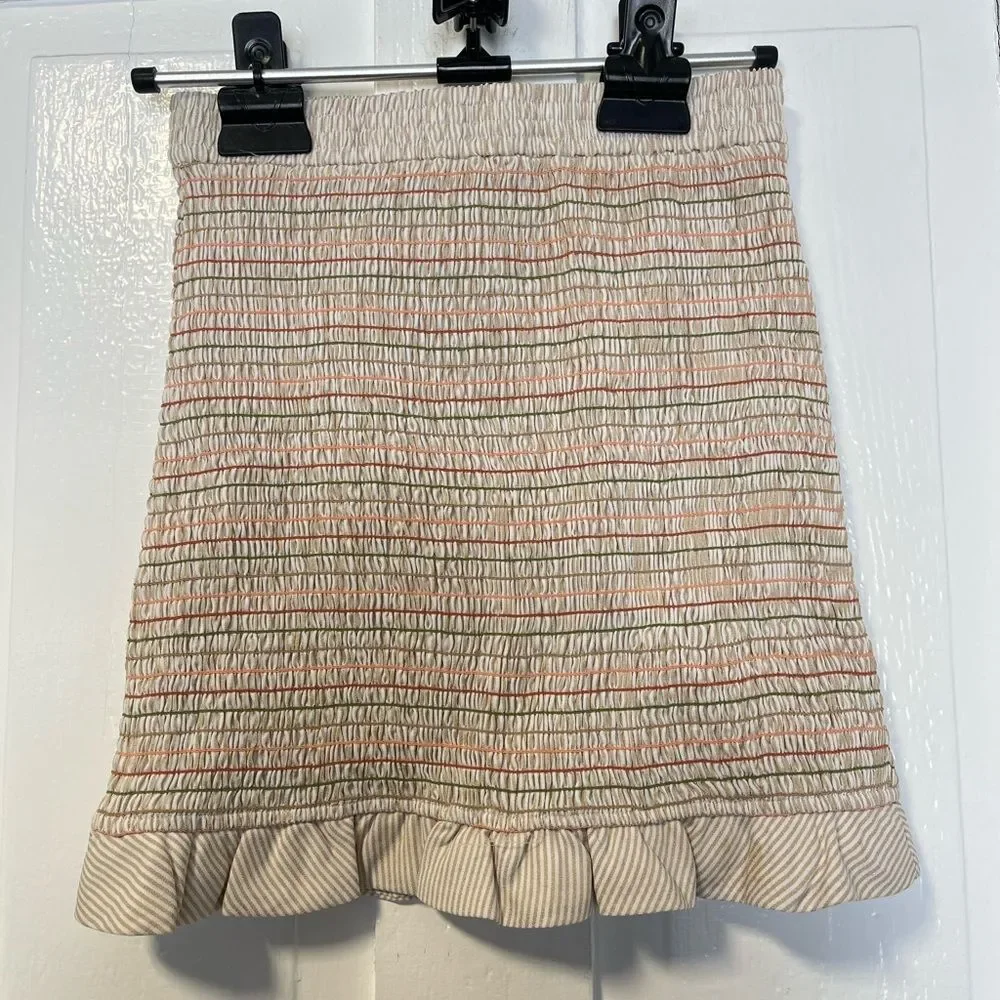 Storia 2 piece multi color tan smocked ruffled skirt and top size medium